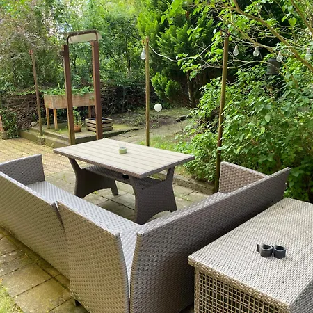 Gemuetliche Und Moderne *